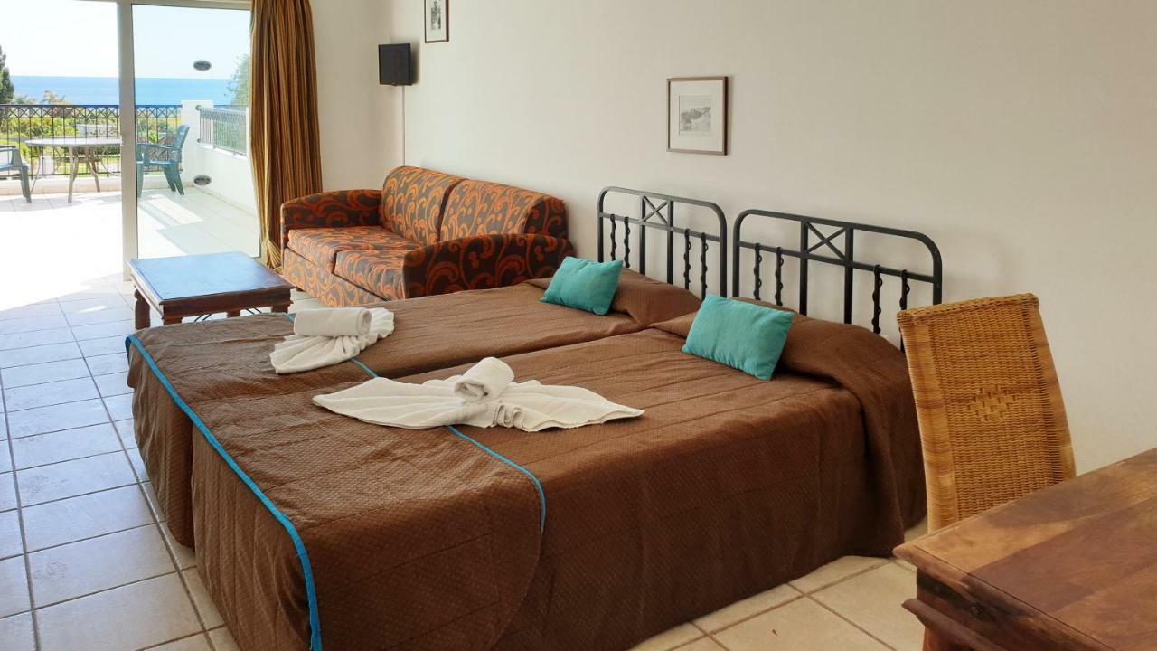 Paramount Hotel Apartments Protaras Exteriör bild