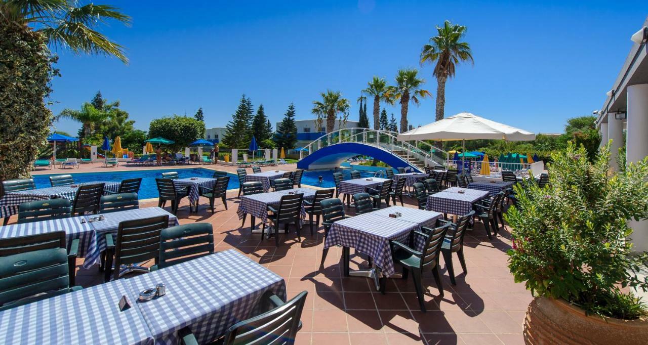 Paramount Hotel Apartments Protaras Exteriör bild