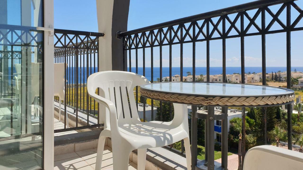 Paramount Hotel Apartments Protaras Exteriör bild